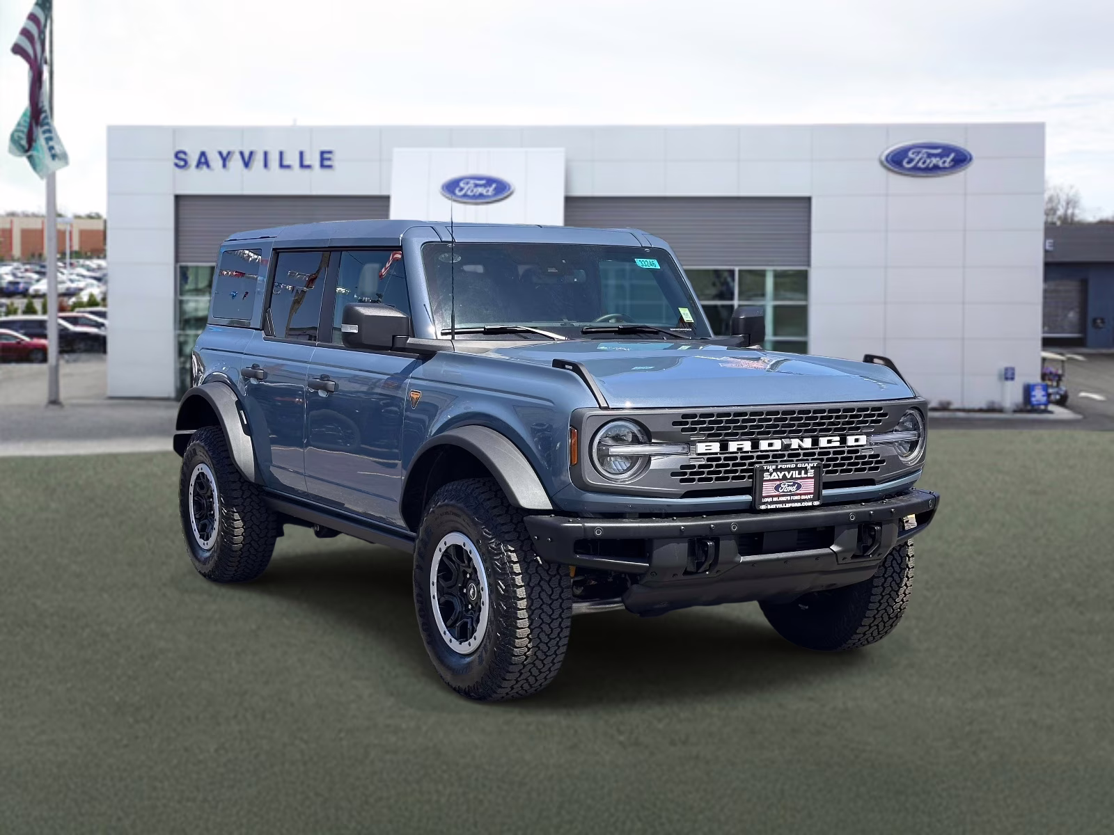 2025 Azure Gray Metallic Tri-Coat Ford Bronco Badlands 4 Door Advanced 4x4 4X4 SUV