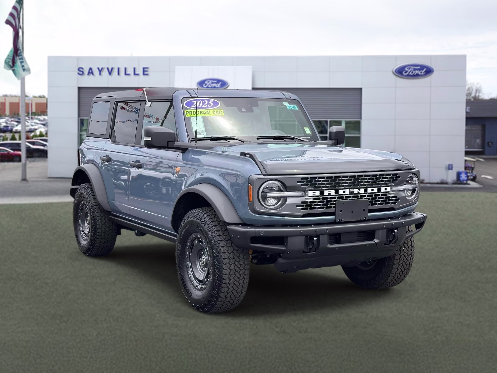 2025 Azure Gray Metallic Tri-Coat Ford Bronco Badlands 4 Door Advanced 4x4 4X4 SUV