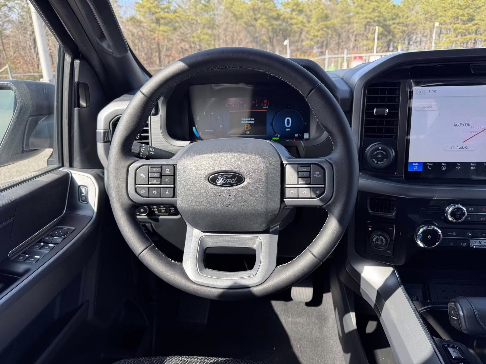 2025 Iconic Silver Metallic Ford F-150 XLT 4WD SuperCrew 5.5' Box 4X4 Truck