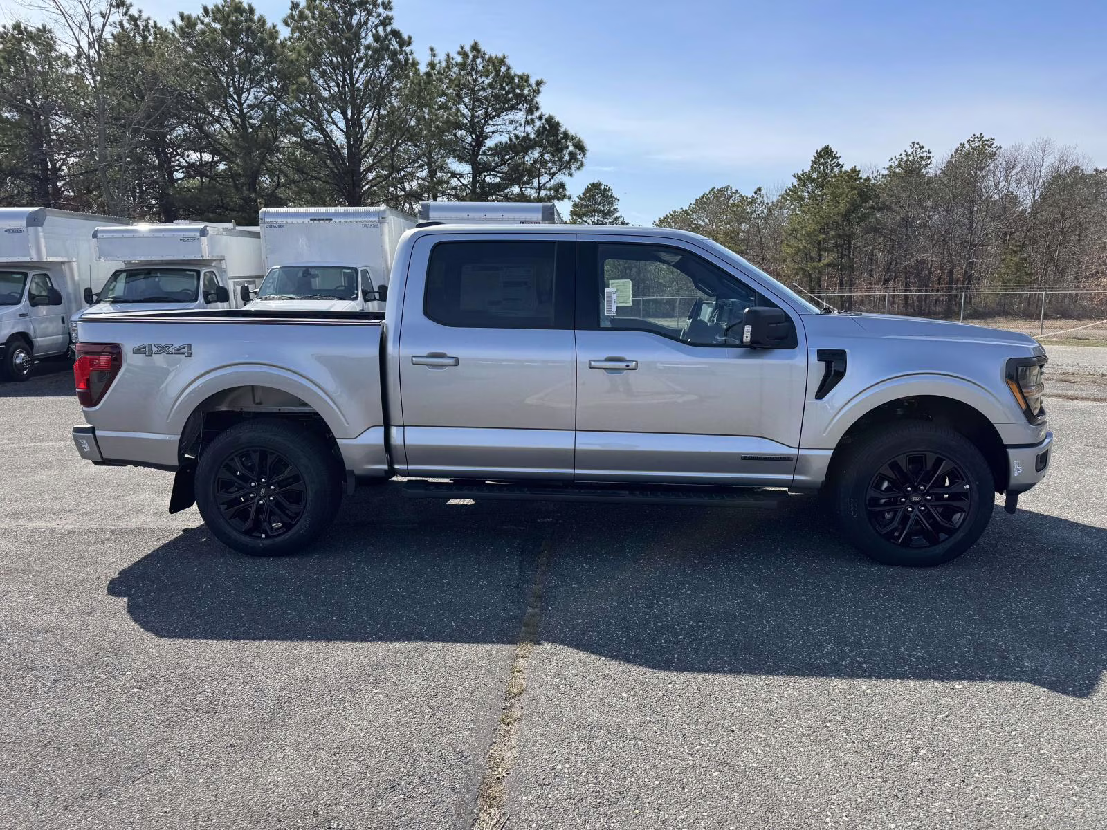 2025 Iconic Silver Metallic Ford F-150 XLT 4WD SuperCrew 5.5' Box 4X4 Truck