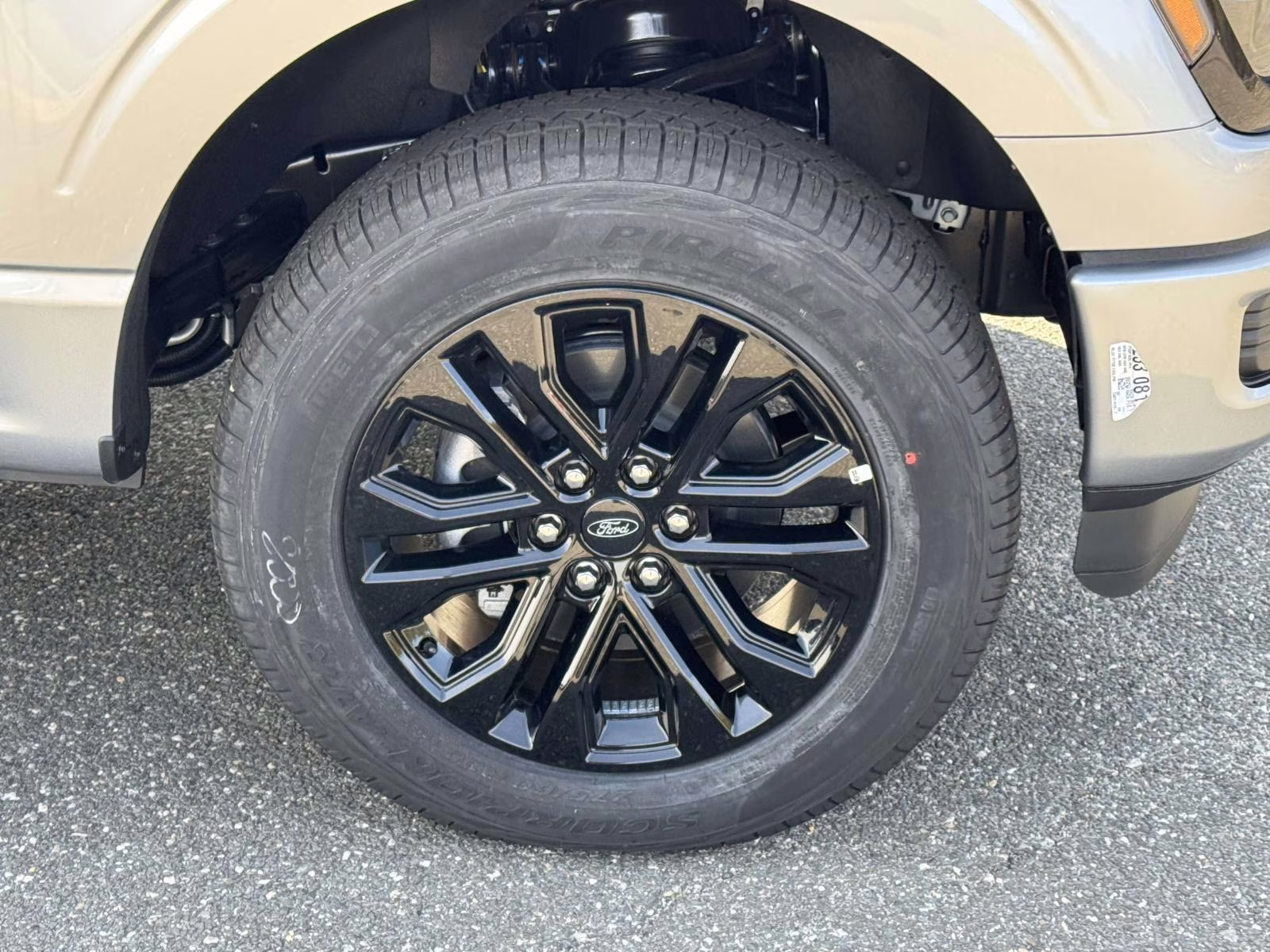 2025 Iconic Silver Metallic Ford F-150 XLT 4WD SuperCrew 5.5' Box 4X4 Truck