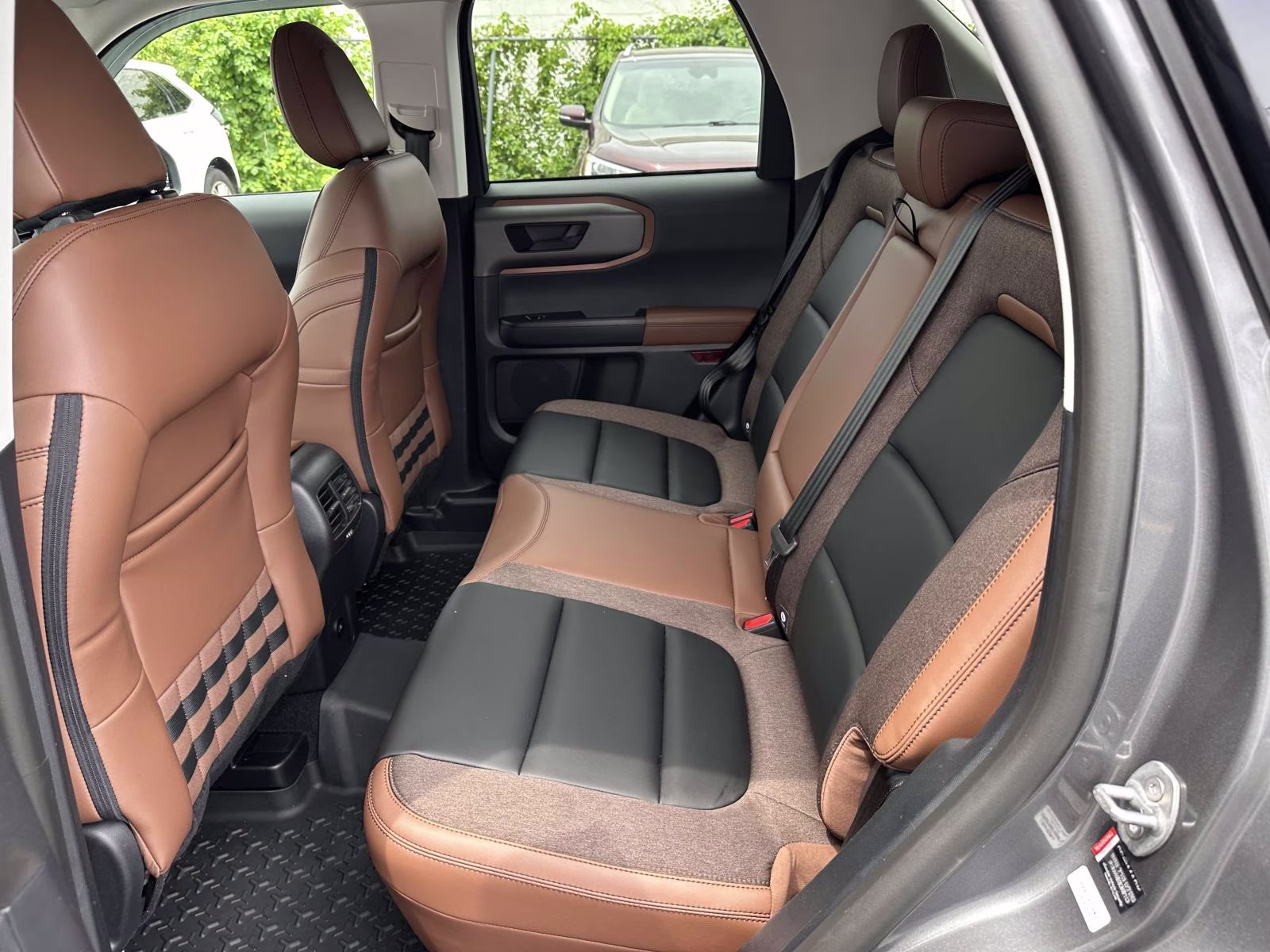 2025 Carbonized Gray Metallic Ford Bronco Sport Outer Banks 4x4 4X4 SUV