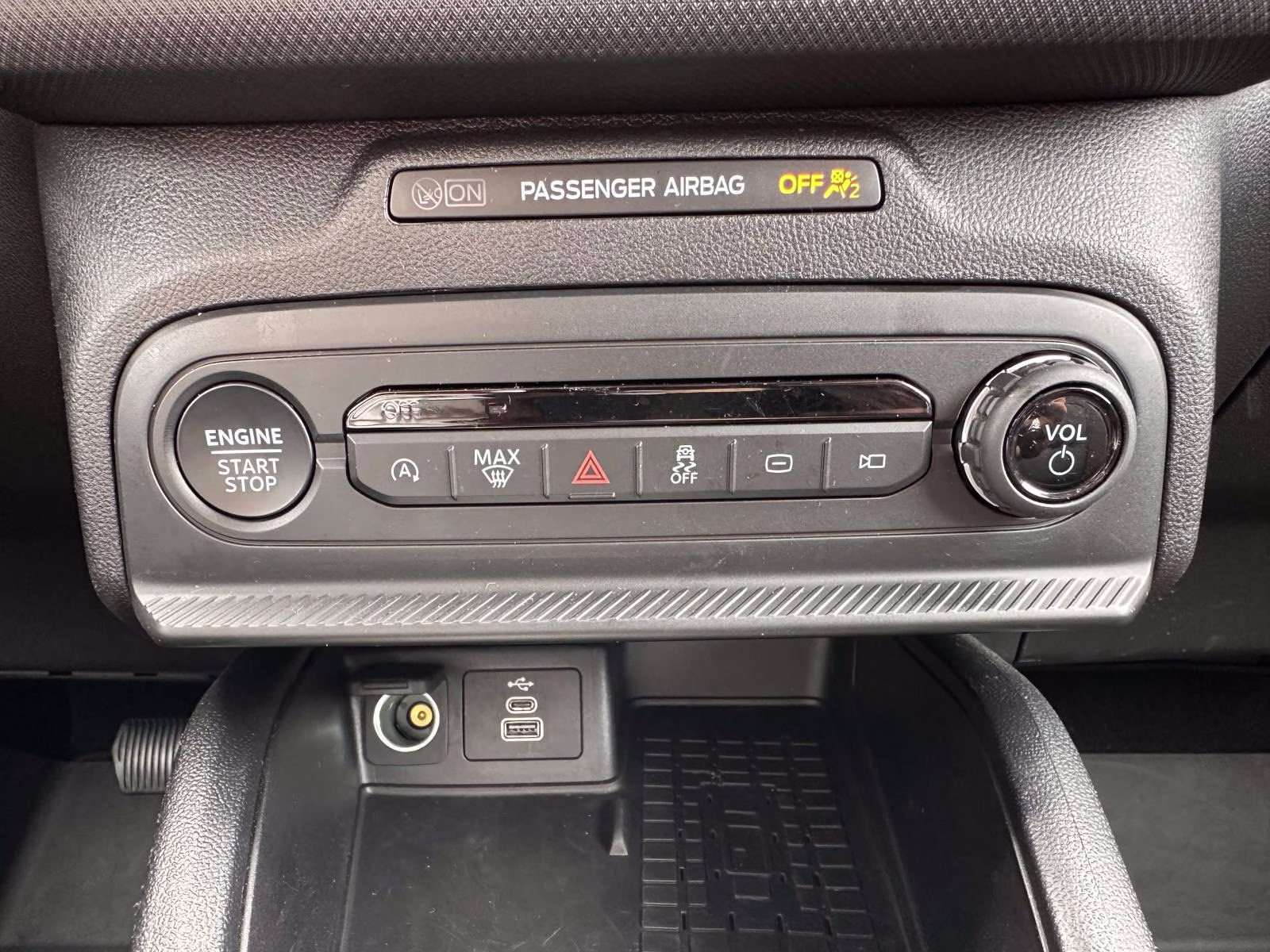 2025 Carbonized Gray Metallic Ford Bronco Sport Outer Banks 4x4 4X4 SUV