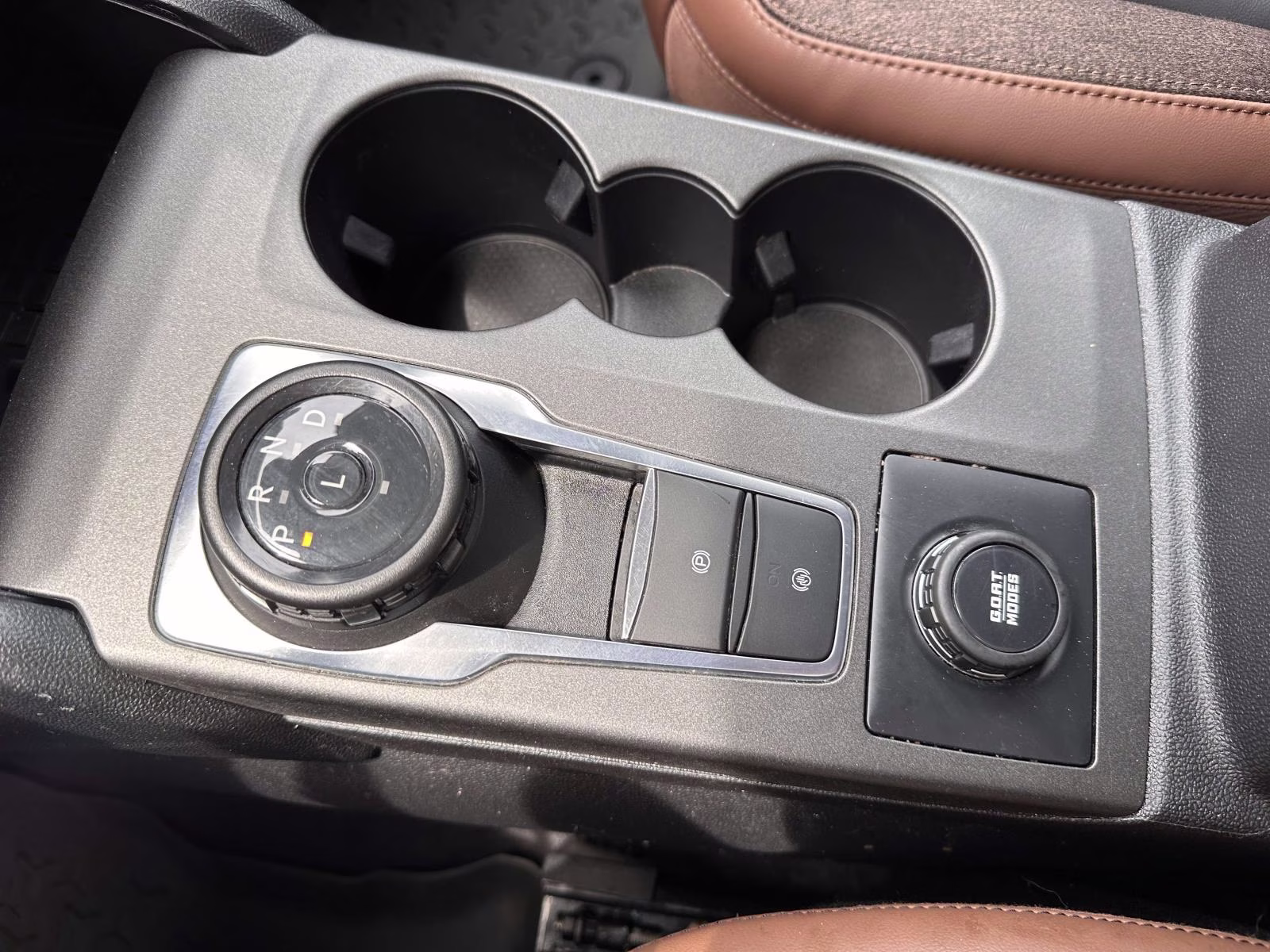 2025 Carbonized Gray Metallic Ford Bronco Sport Outer Banks 4x4 4X4 SUV
