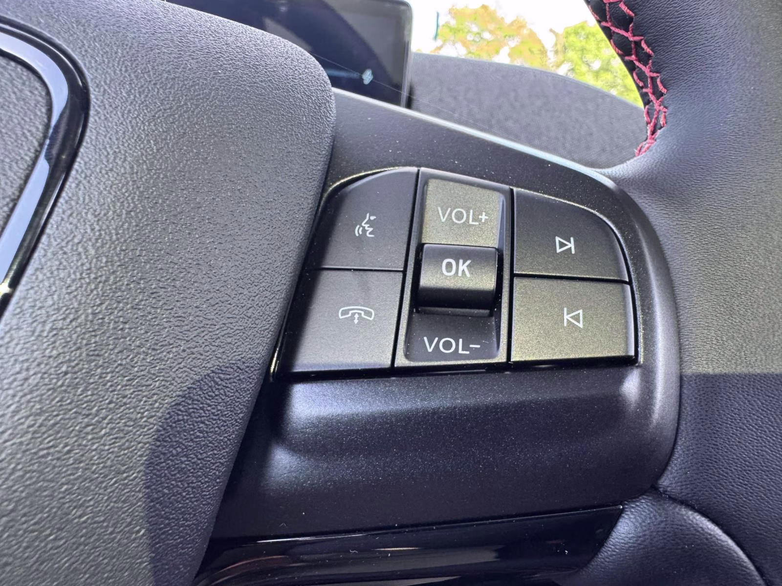 2025 Molten Magenta Metallic Tinted Clearcoat Ford Mustang Mach-E Premium AWD AWD SUV