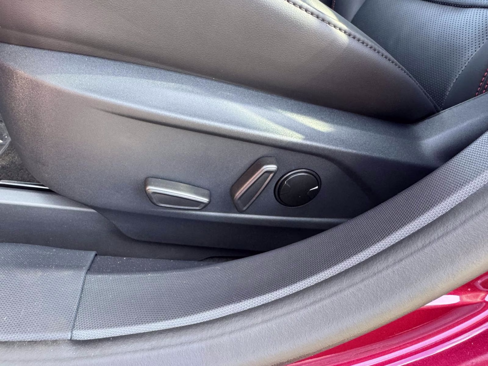 2025 Molten Magenta Metallic Tinted Clearcoat Ford Mustang Mach-E Premium AWD AWD SUV