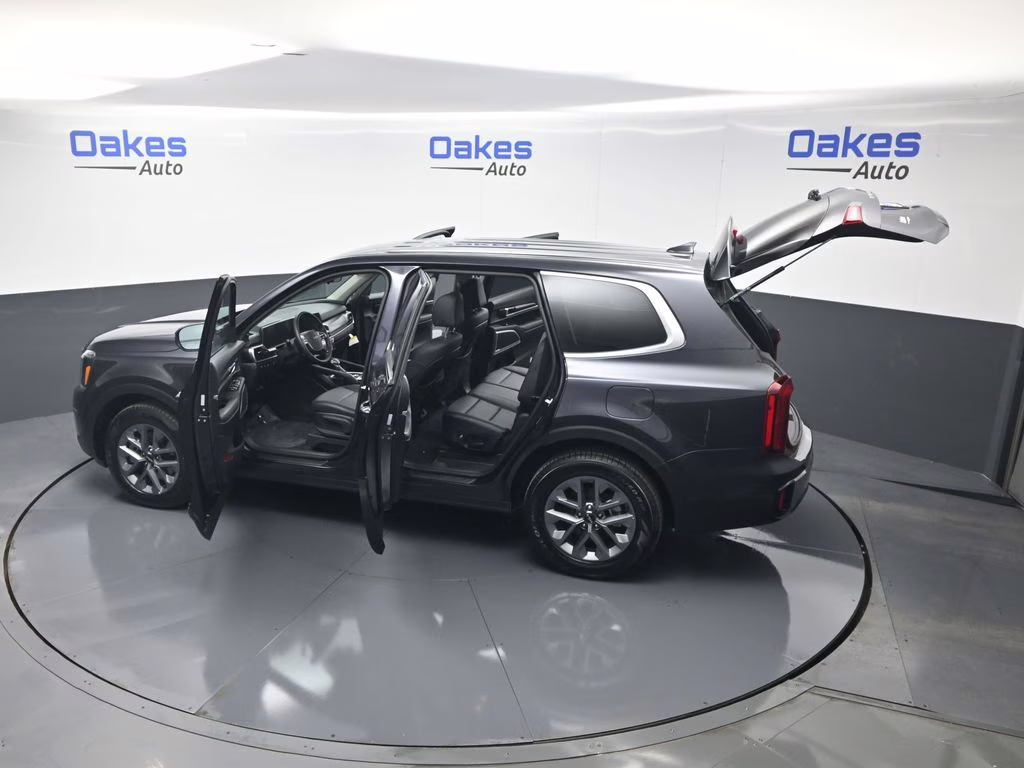 2025 Panthera Metal Kia Telluride LX FWD SUV