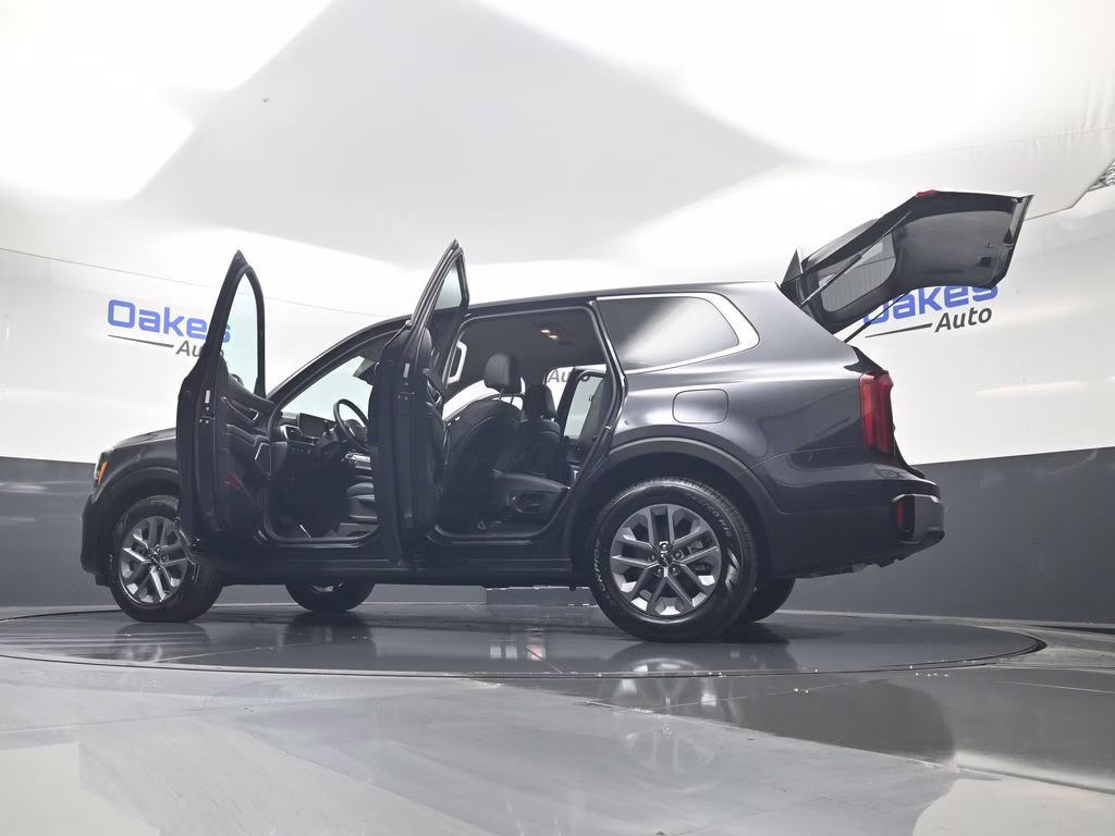 2025 Panthera Metal Kia Telluride LX FWD SUV