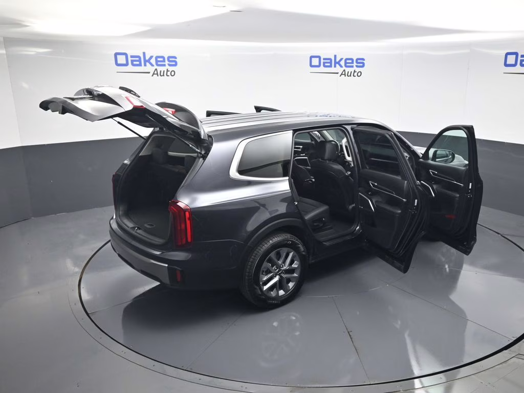 2025 Panthera Metal Kia Telluride LX FWD SUV