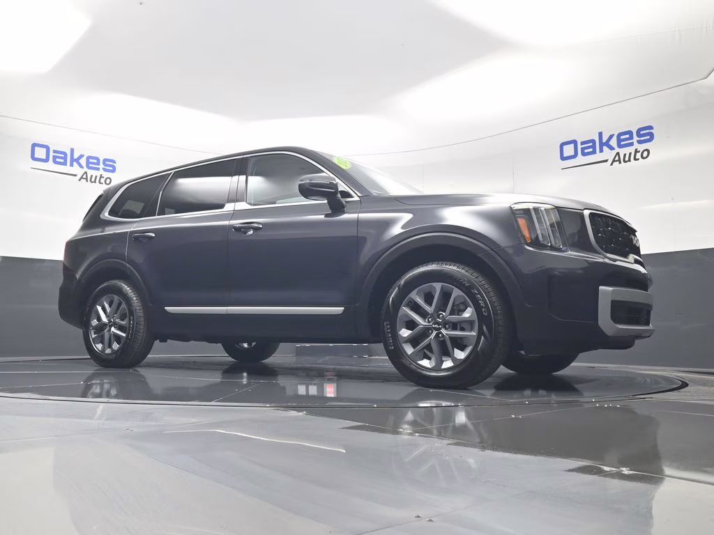 2025 Panthera Metal Kia Telluride LX FWD SUV