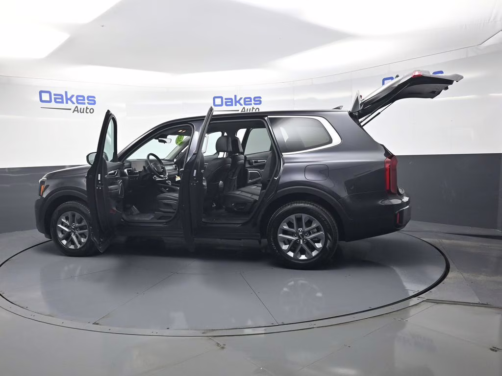 2025 Panthera Metal Kia Telluride LX FWD SUV