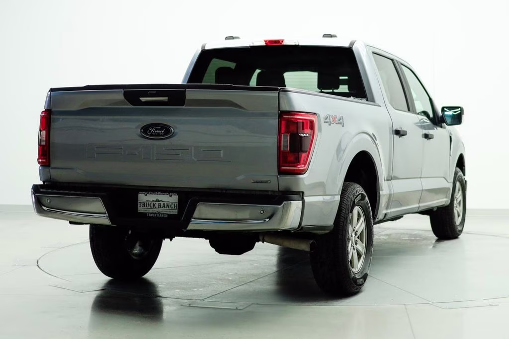 2021 Silver Ford F-150 XLT 4X4 Truck