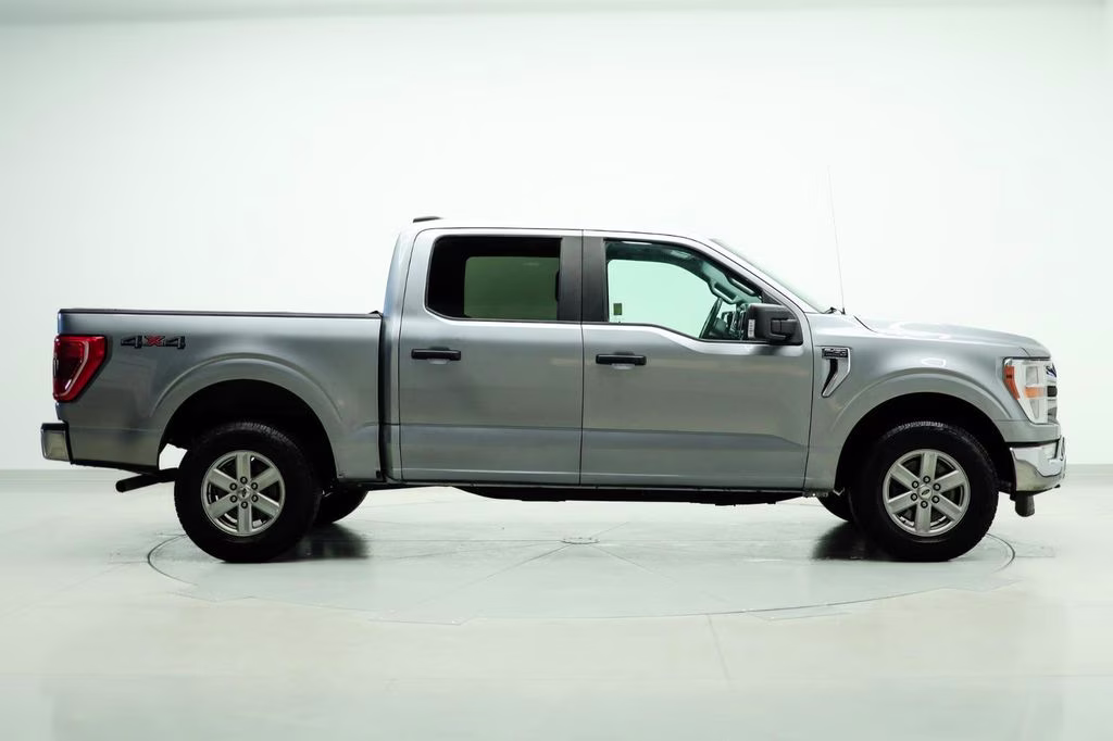 2021 Silver Ford F-150 XLT 4X4 Truck