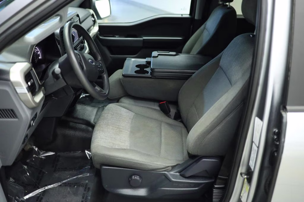 2021 Silver Ford F-150 XLT 4X4 Truck