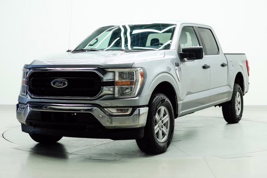 2021 Silver Ford F-150 XLT 4X4 Truck