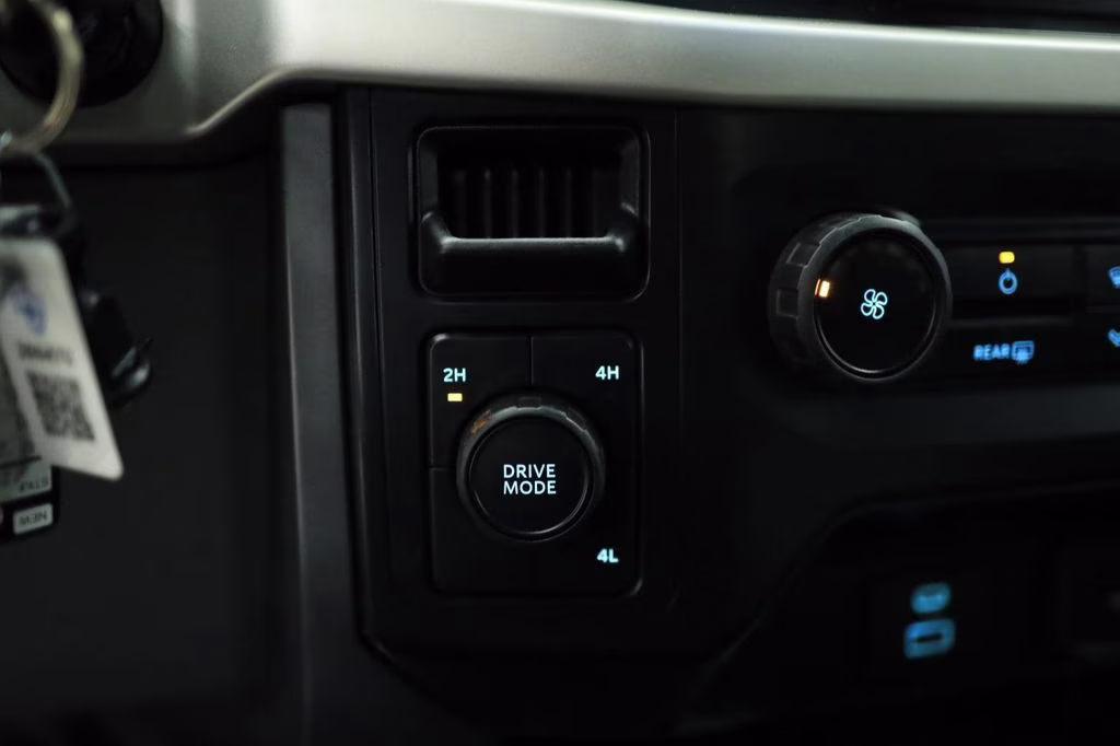 2021 Silver Ford F-150 XLT 4X4 Truck