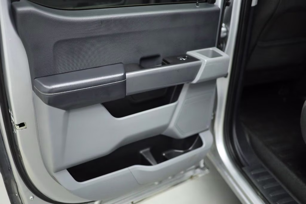 2021 Silver Ford F-150 XLT 4X4 Truck
