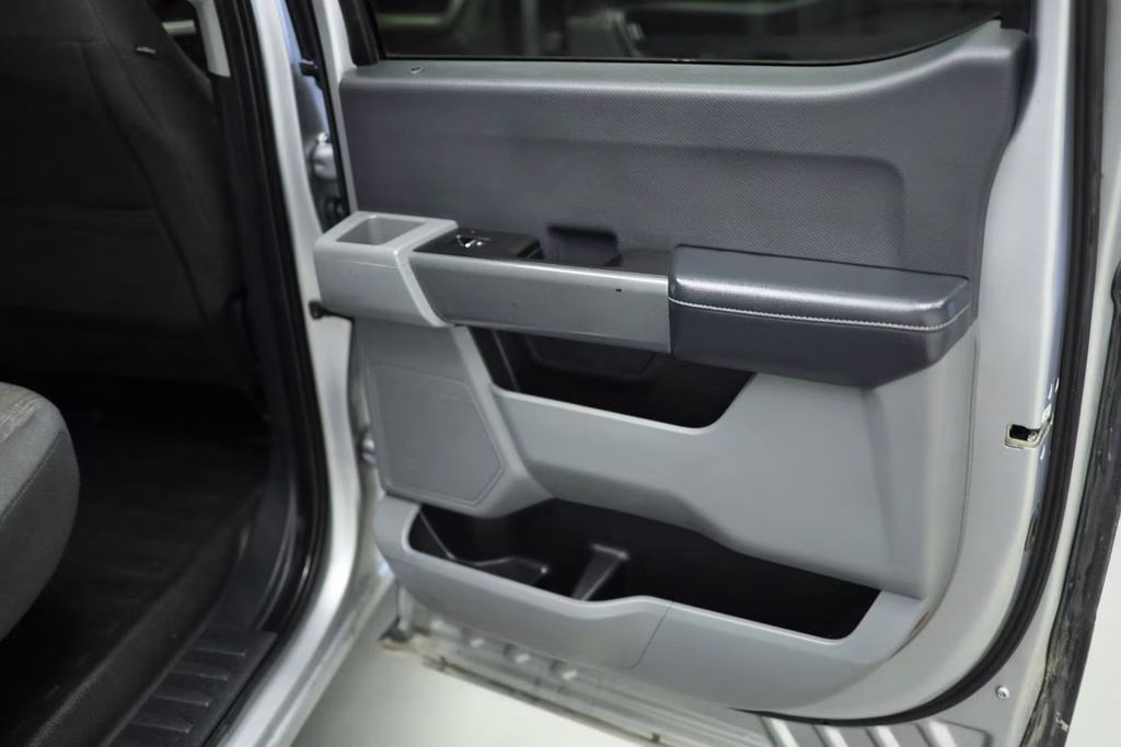 2021 Silver Ford F-150 XLT 4X4 Truck
