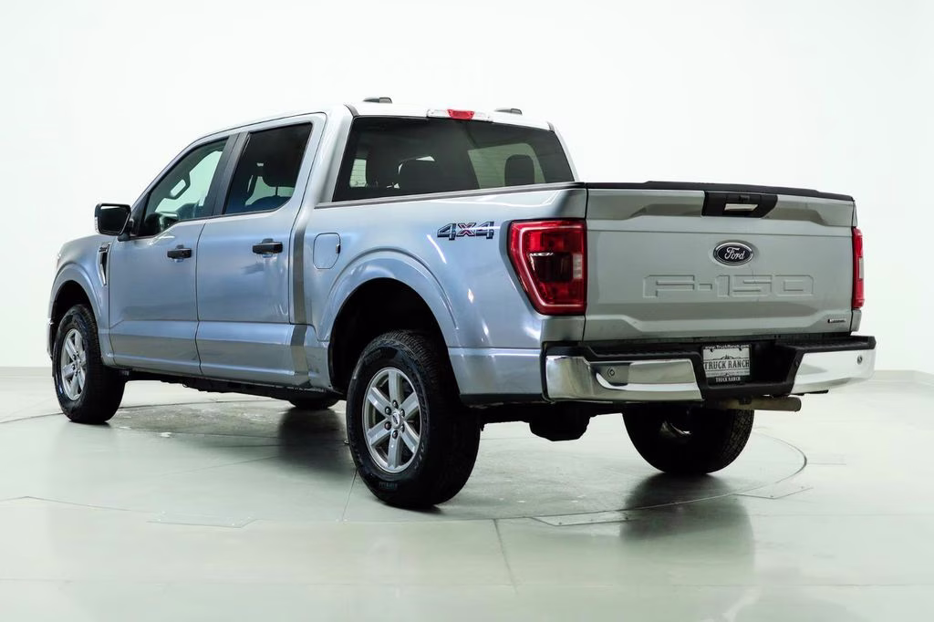 2021 Silver Ford F-150 XLT 4X4 Truck