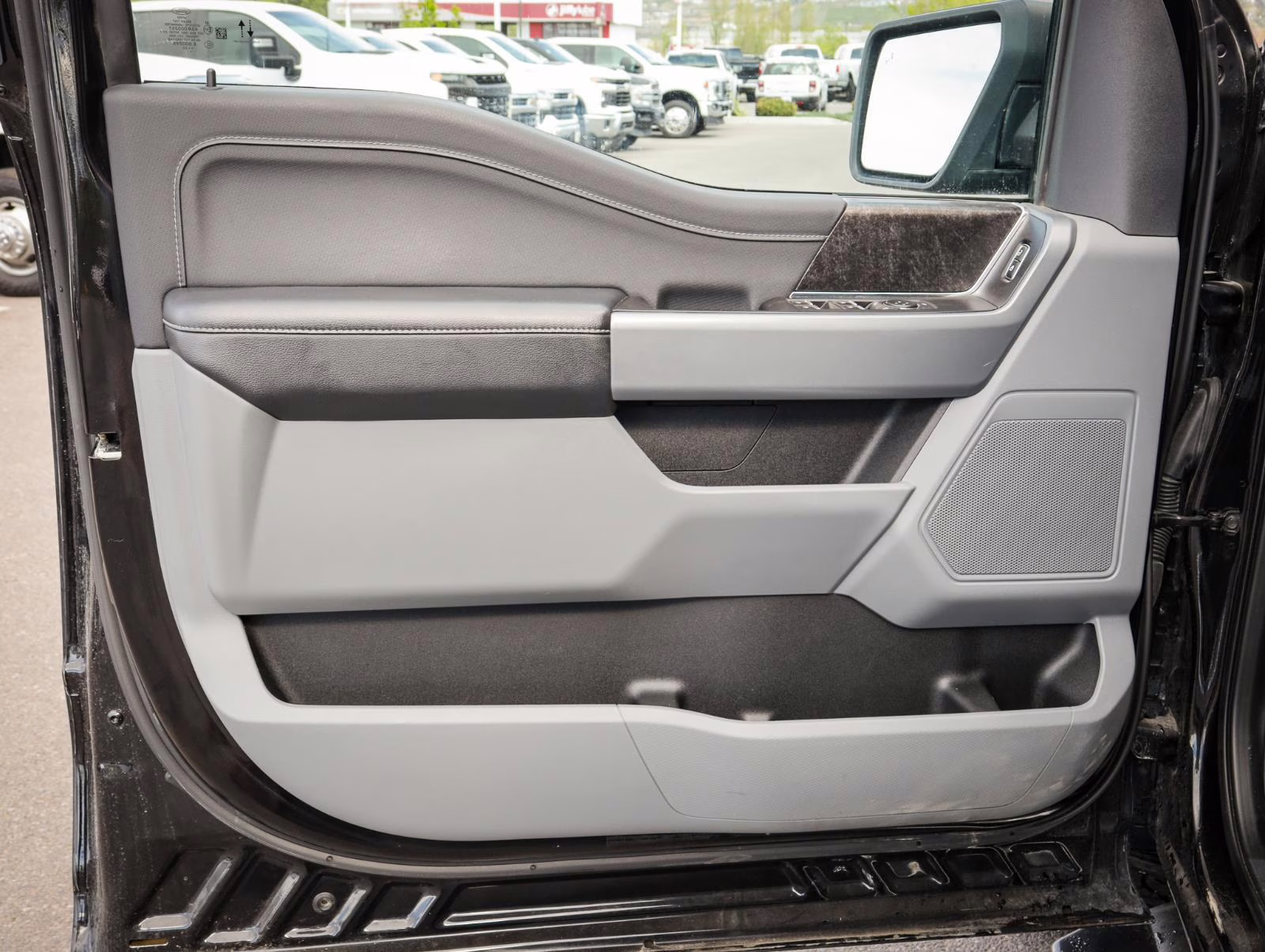 2022 Agate Black Ford F-150 XLT 4X4 Truck