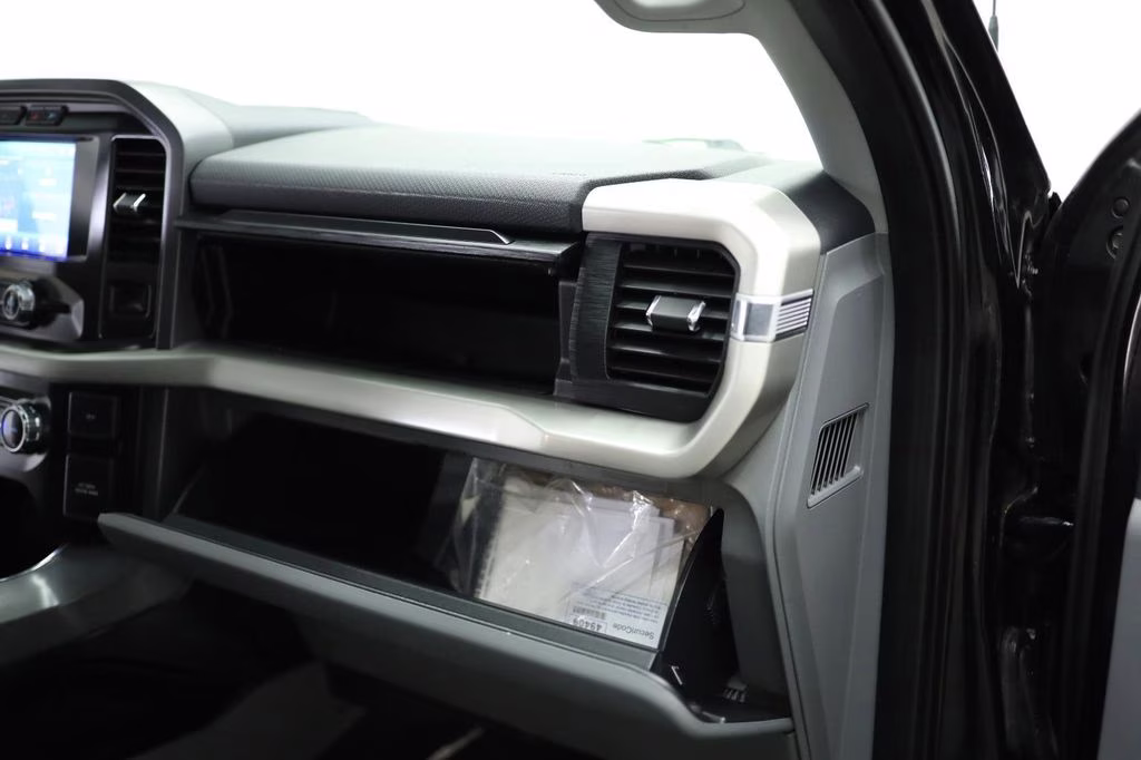 2022 Black Ford F-150 XLT 4X4 Truck