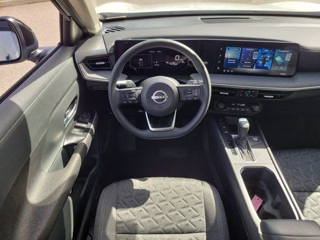 2026 Aspen White Tricoat Nissan Kicks SV FWD SUV