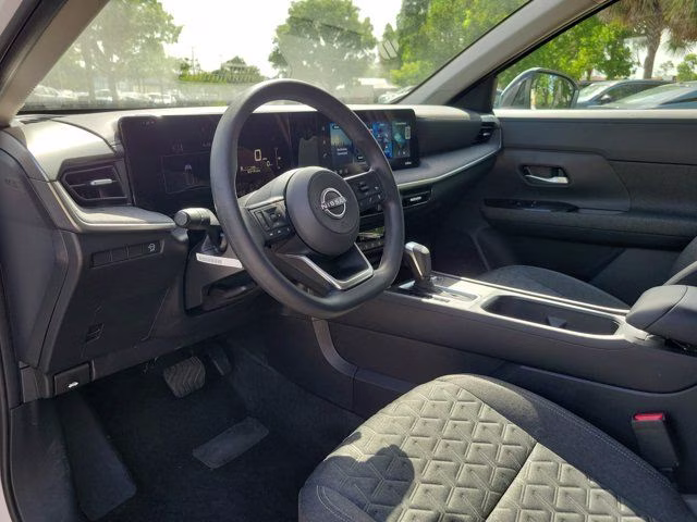 2026 Aspen White Tricoat Nissan Kicks SV FWD SUV
