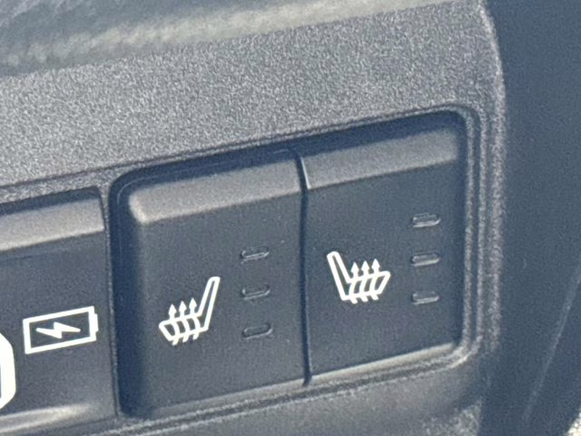 2025 Silver Zynith Jeep Grand Cherokee Limited 4X4 SUV