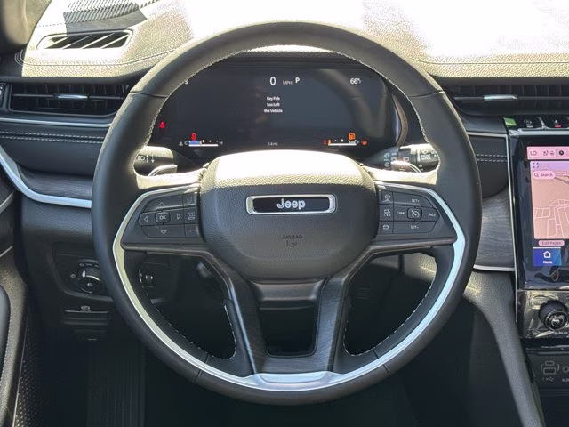 2025 Silver Zynith Jeep Grand Cherokee Limited 4X4 SUV