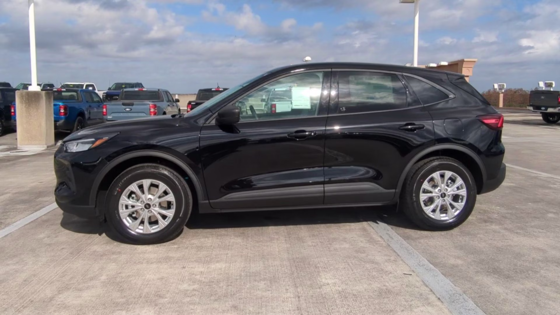 2026 Agate Black Metallic Ford Escape Active FWD SUV