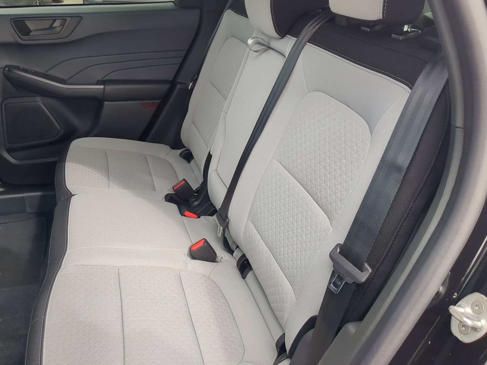 2026 Agate Black Metallic Ford Escape Active FWD SUV