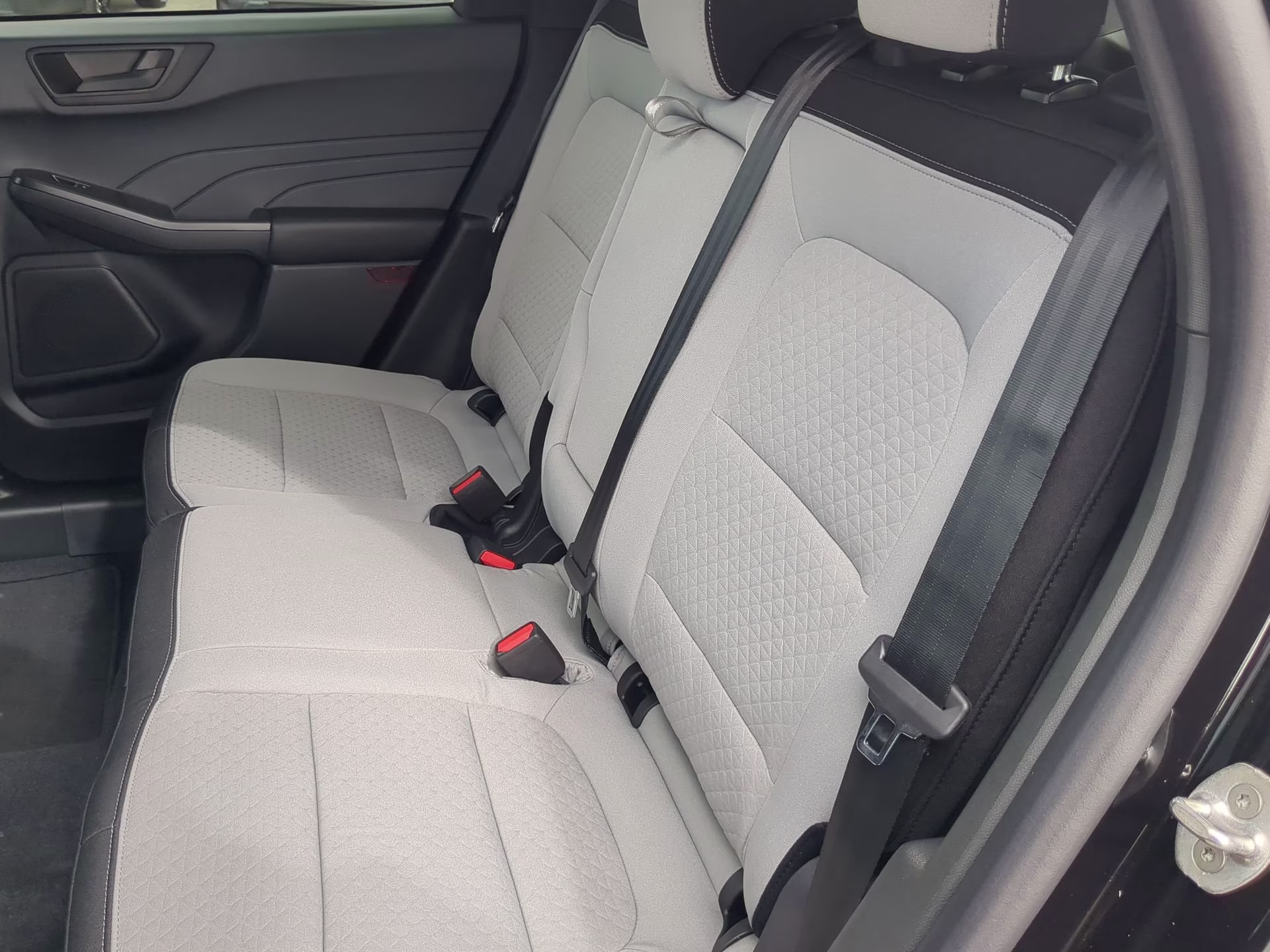 2026 Agate Black Metallic Ford Escape Active FWD SUV