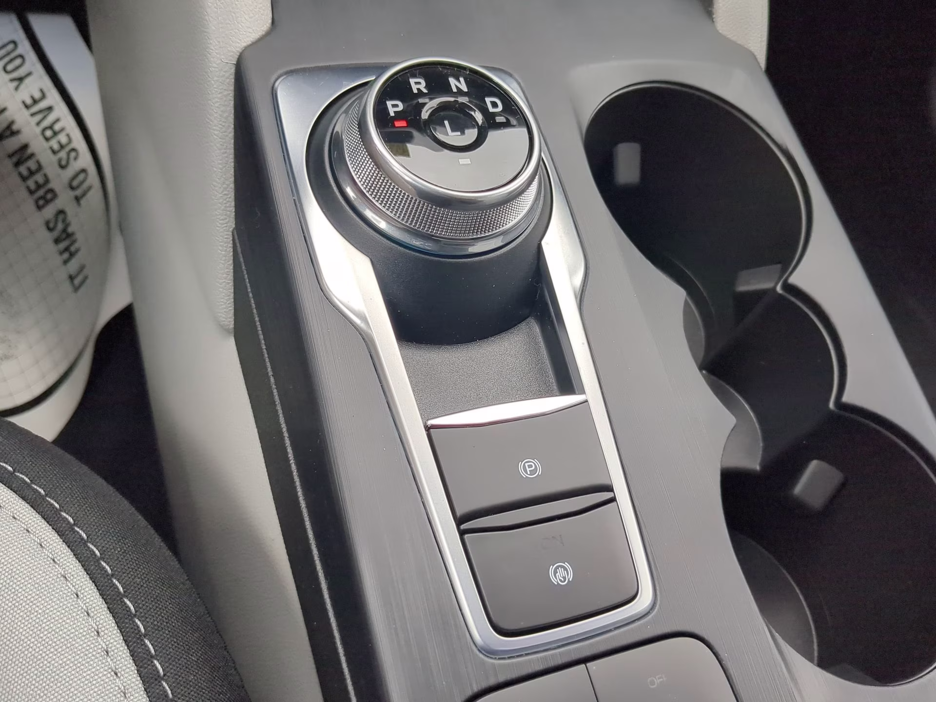 2026 Agate Black Metallic Ford Escape Active FWD SUV