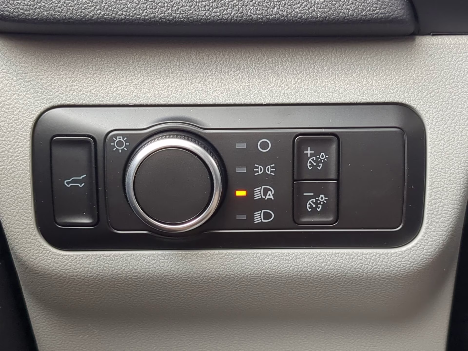 2026 Agate Black Metallic Ford Escape Active FWD SUV