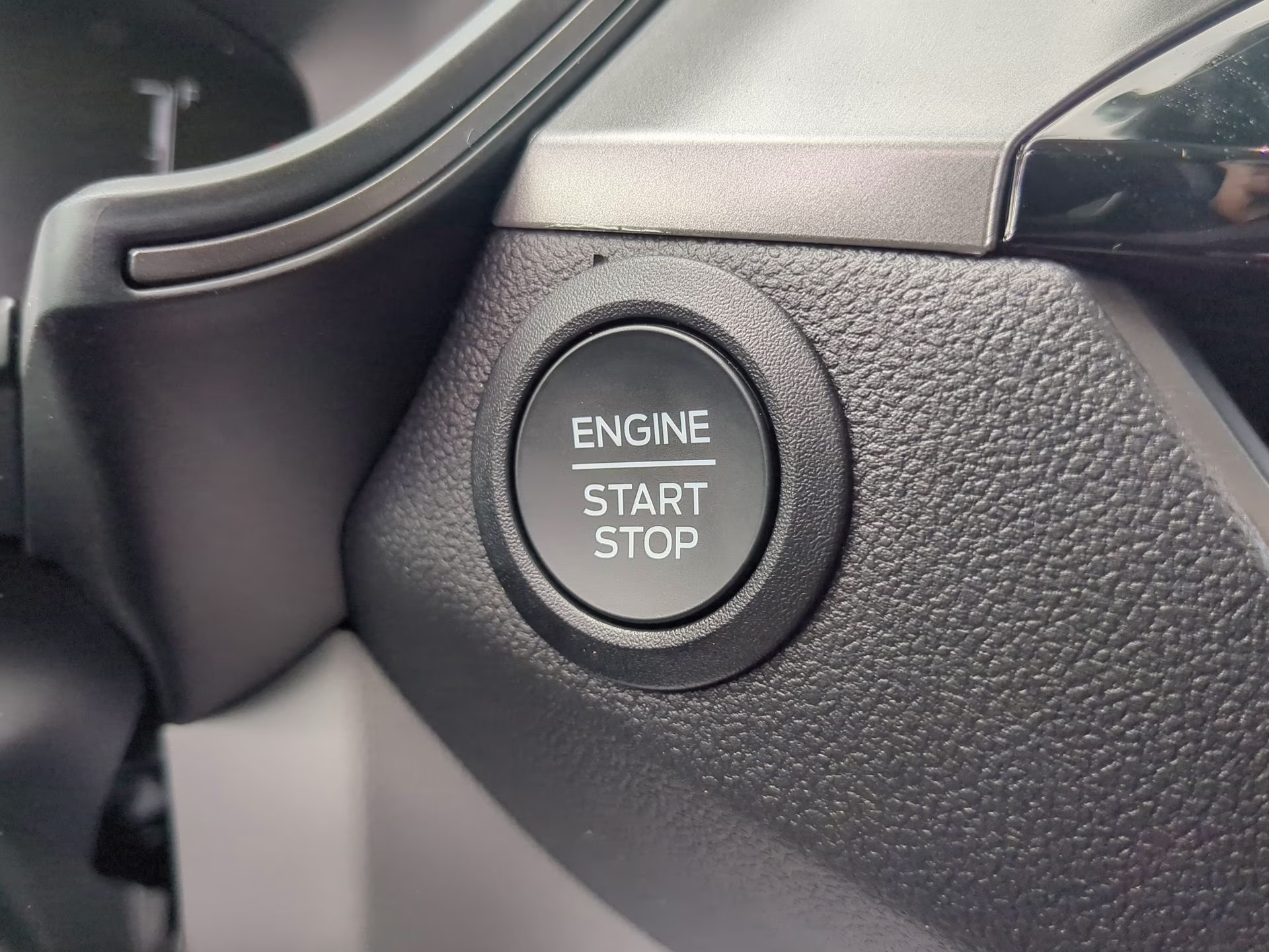 2026 Agate Black Metallic Ford Escape Active FWD SUV