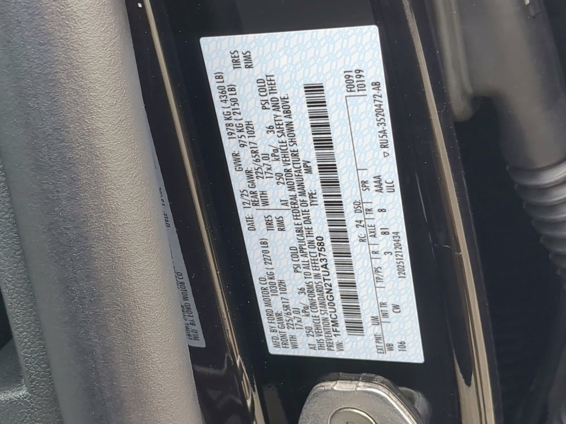 2026 Agate Black Metallic Ford Escape Active FWD SUV