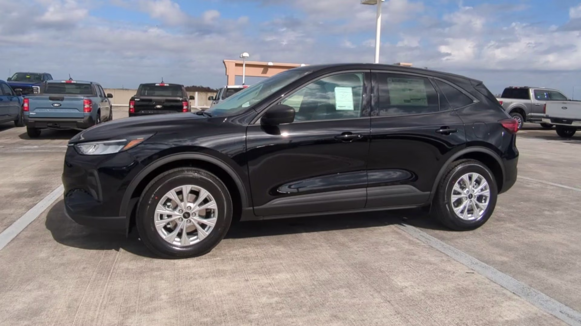 2026 Agate Black Metallic Ford Escape Active FWD SUV