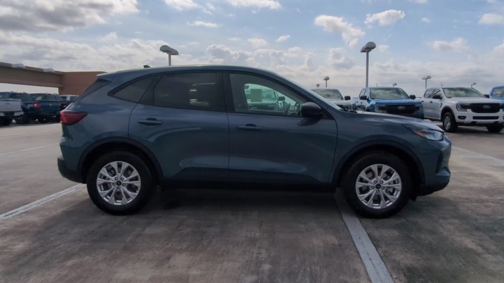 2026 Vapor Blue Metallic Ford Escape Active FWD SUV