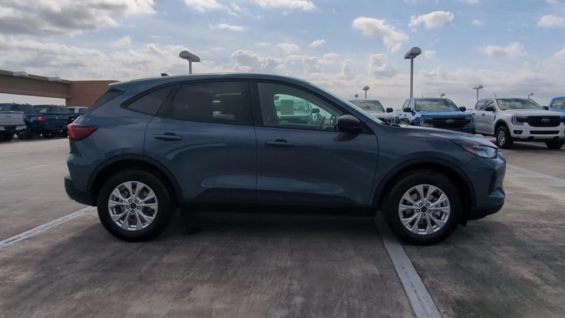 2026 Vapor Blue Metallic Ford Escape Active FWD SUV