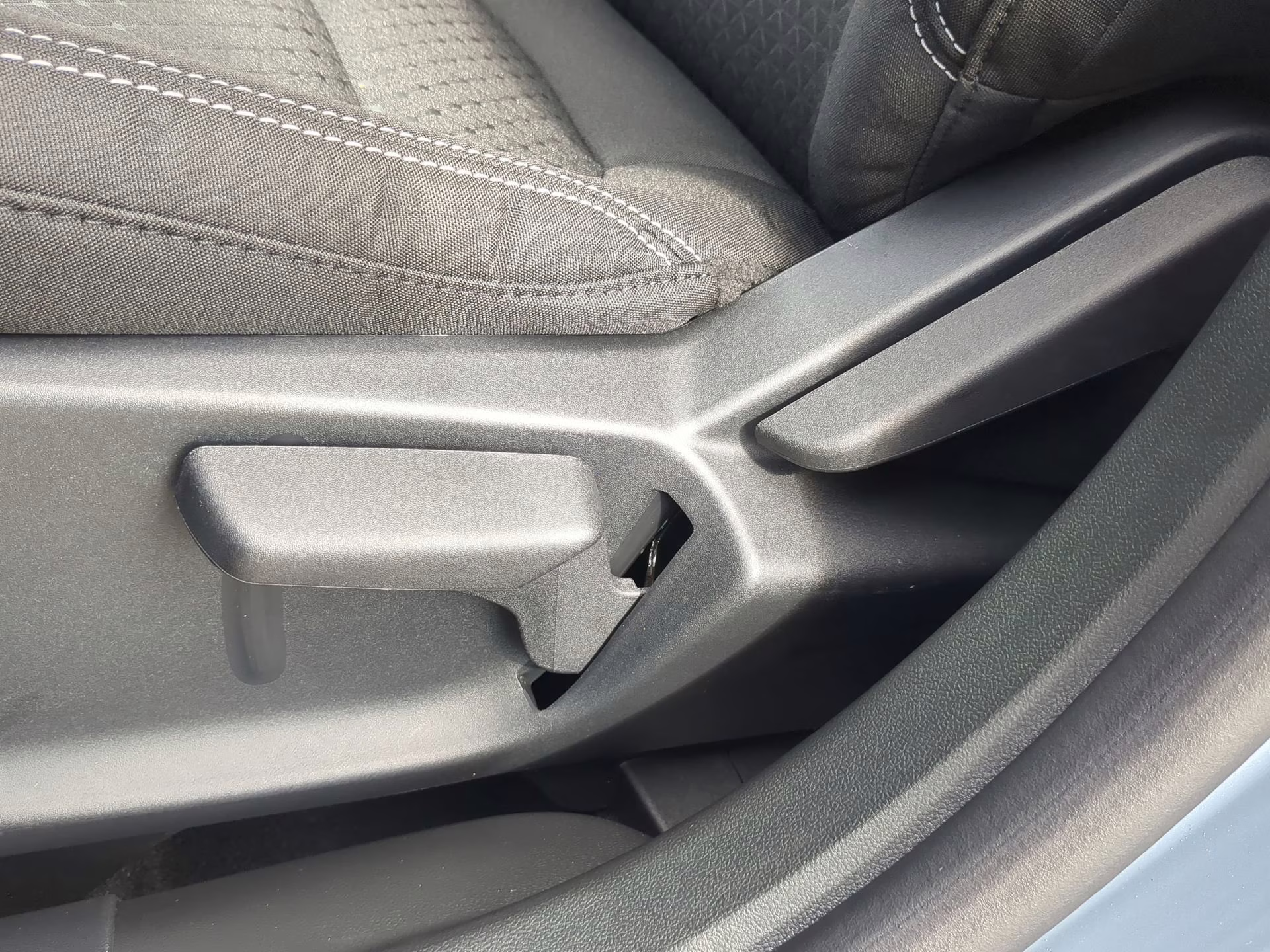 2026 Vapor Blue Metallic Ford Escape Active FWD SUV