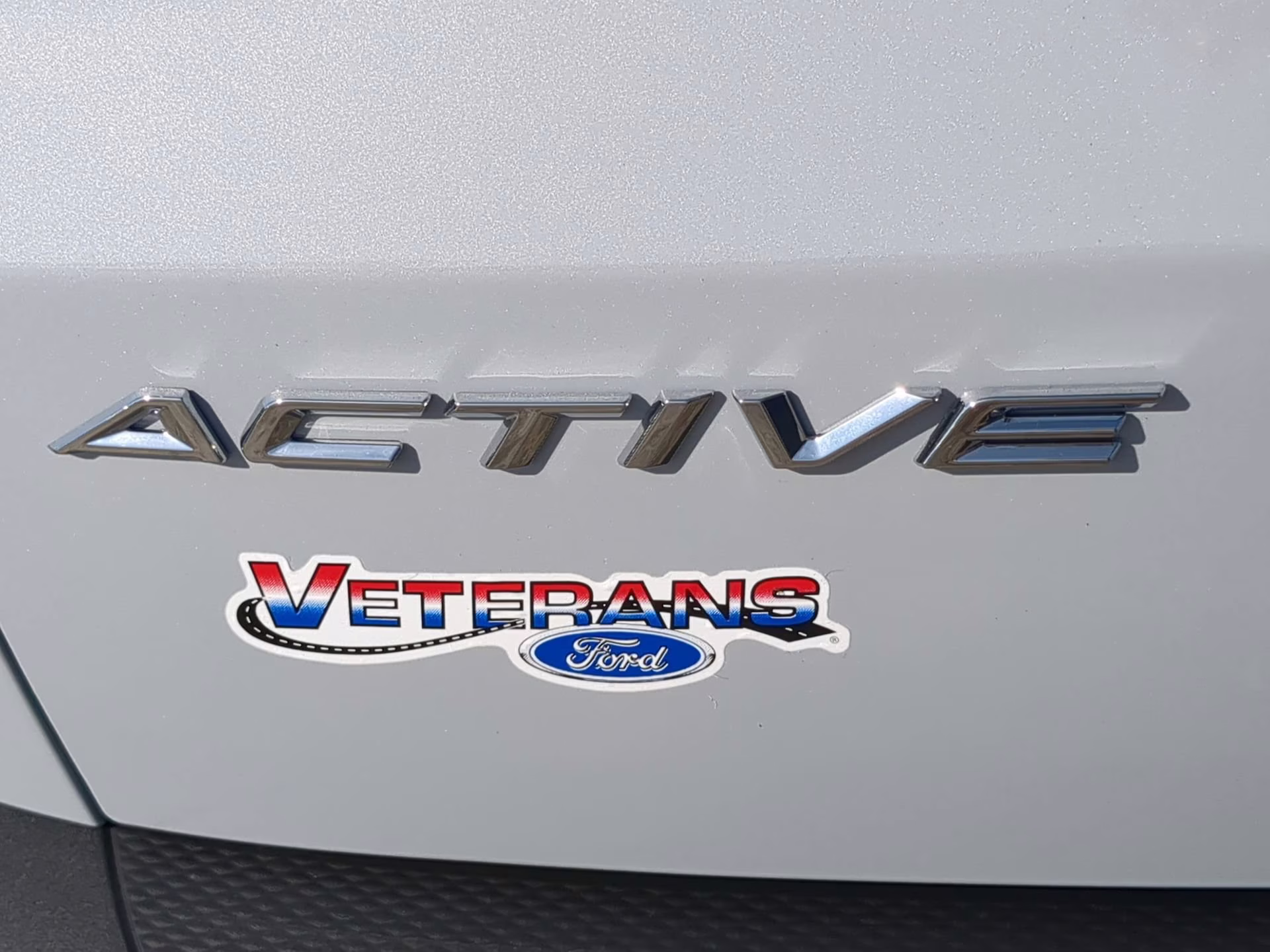 2026 Space Silver Metallic Ford Escape Active FWD SUV