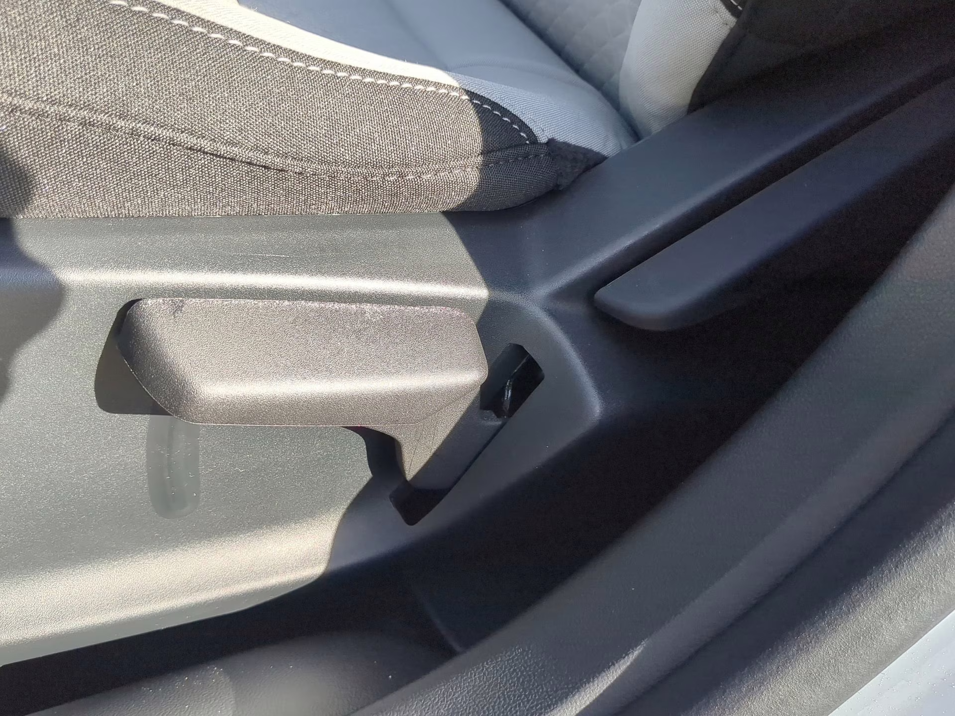 2026 Space Silver Metallic Ford Escape Active FWD SUV