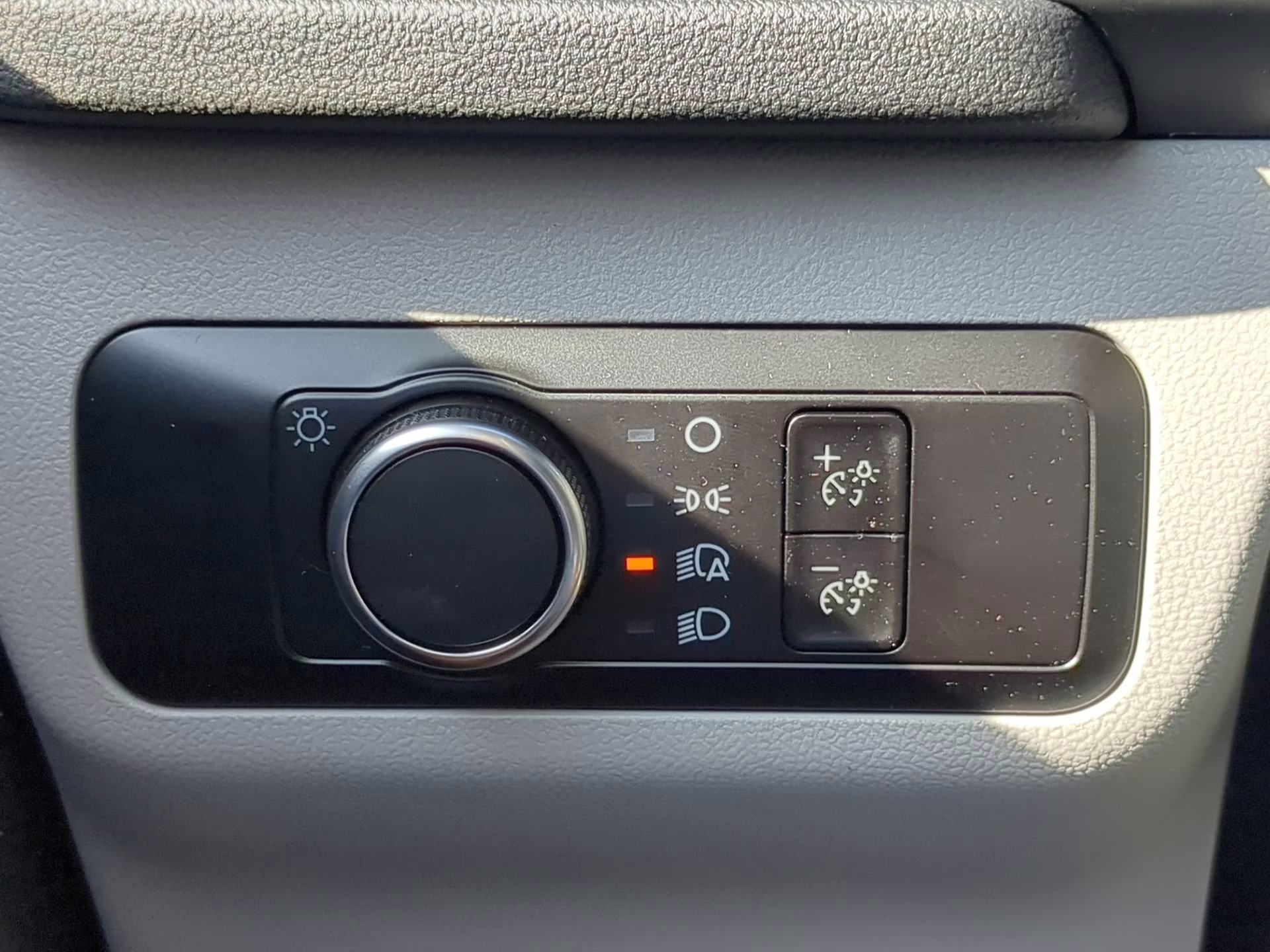 2026 Space Silver Metallic Ford Escape Active FWD SUV