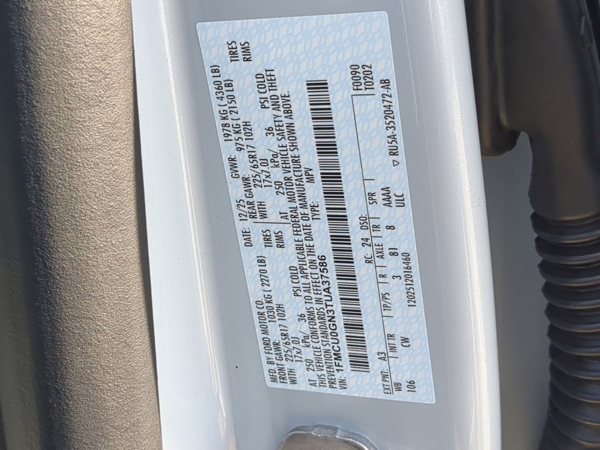 2026 Space Silver Metallic Ford Escape Active FWD SUV