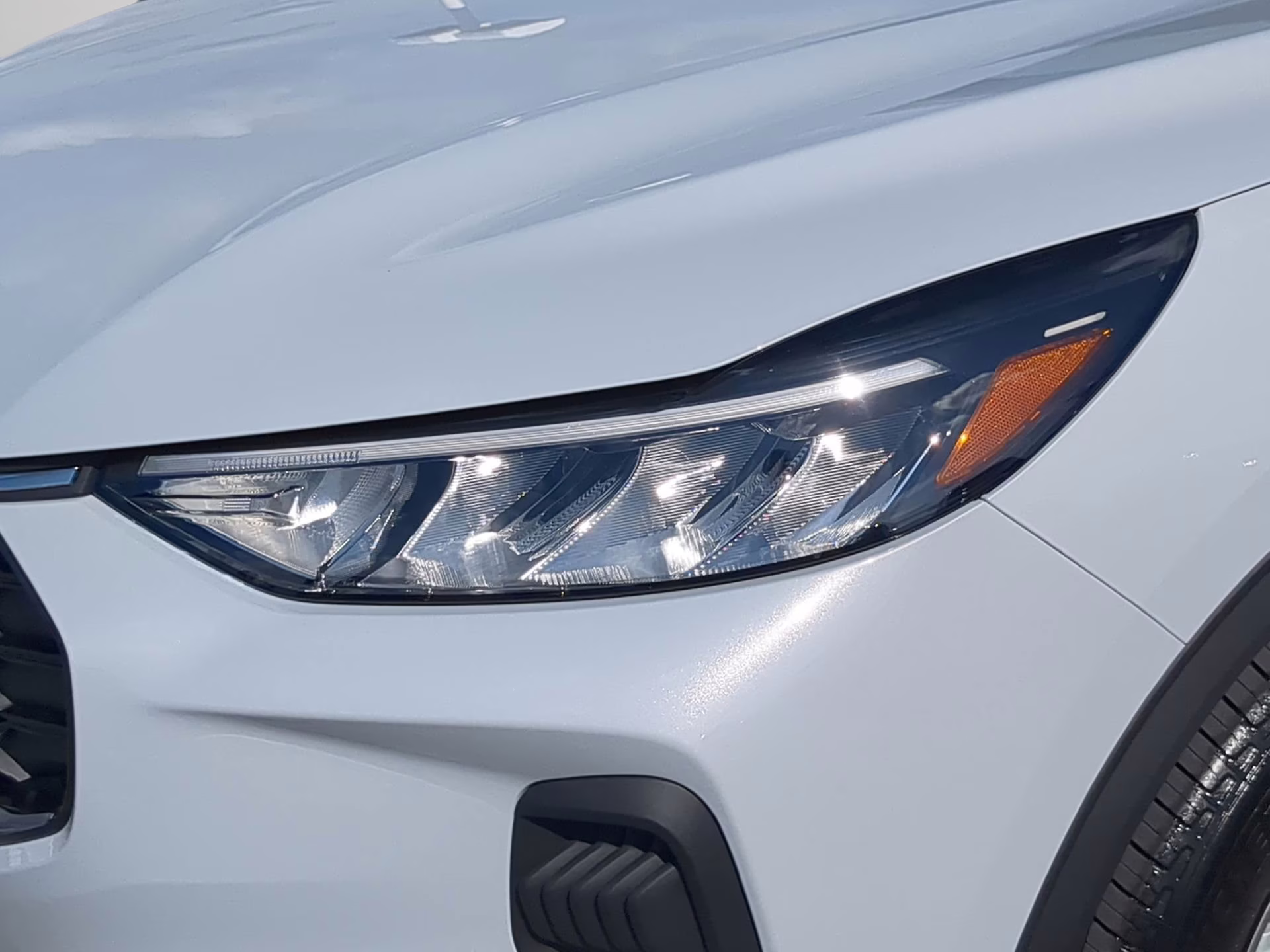 2026 Space Silver Metallic Ford Escape ST-Line FWD SUV