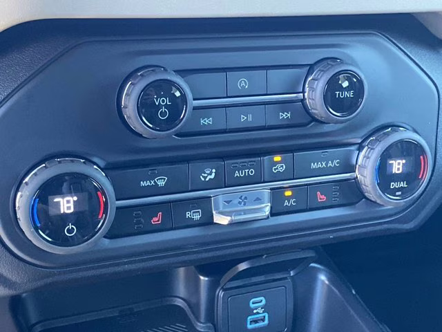 2025 Carbonized Gray Metallic Ford Bronco Big Bend 4X4 Convertible