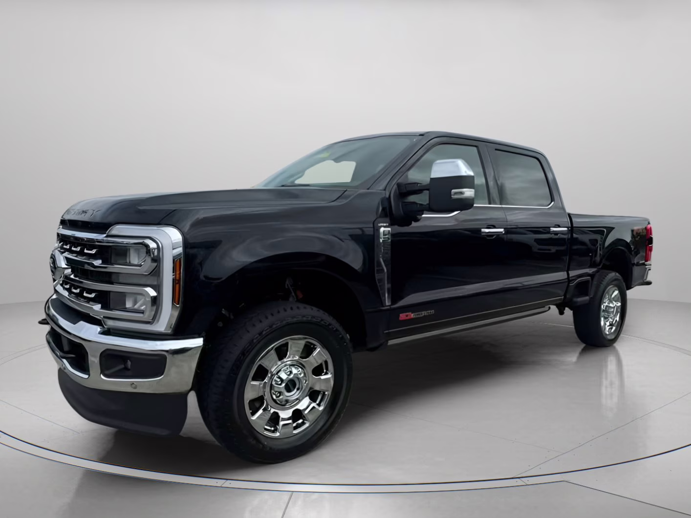 2026 Agate Black Metallic Ford Super Duty F-250 SRW LARIAT Crew Cab Pickup 4X4 Truck