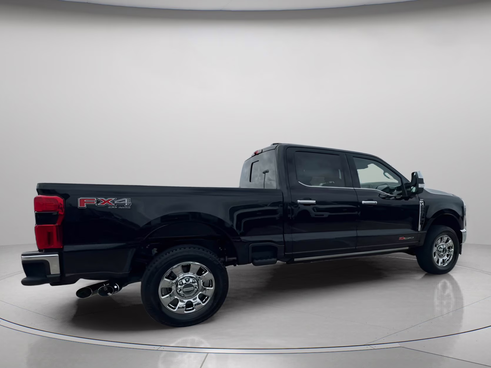 2026 Agate Black Metallic Ford Super Duty F-250 SRW LARIAT Crew Cab Pickup 4X4 Truck