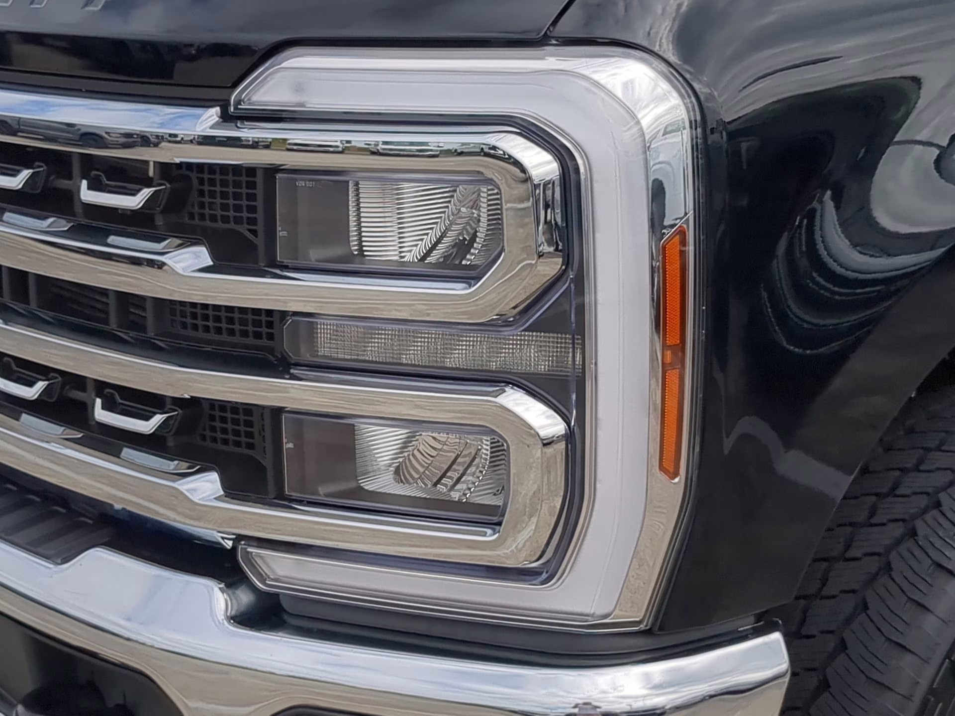 2026 Agate Black Metallic Ford Super Duty F-250 SRW LARIAT Crew Cab Pickup 4X4 Truck