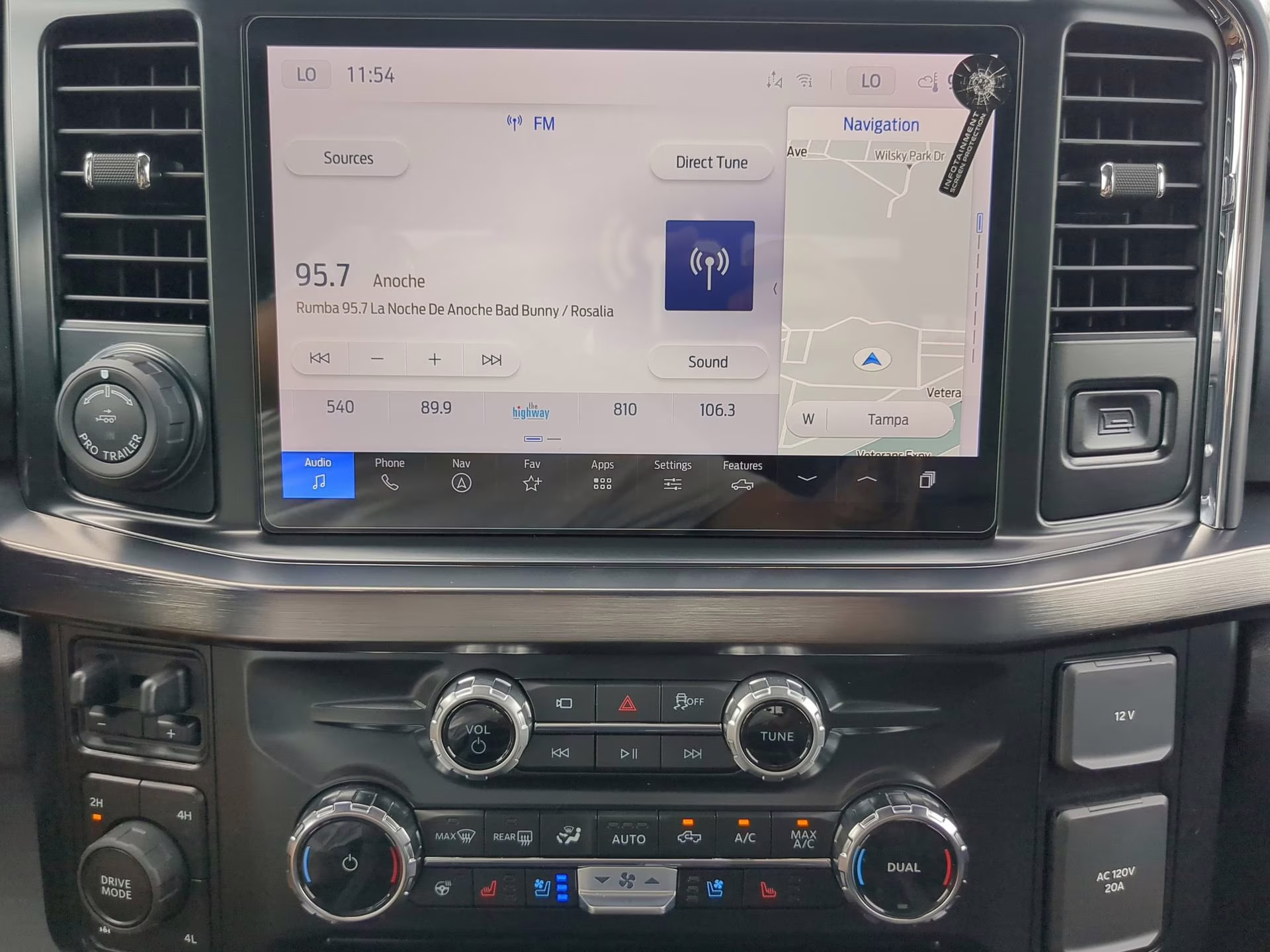 2026 Agate Black Metallic Ford Super Duty F-250 SRW LARIAT Crew Cab Pickup 4X4 Truck